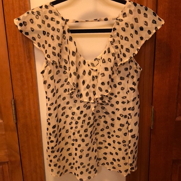 BCBGENERATION ruffle sleeve animal print blouse - Picture 5 of 7